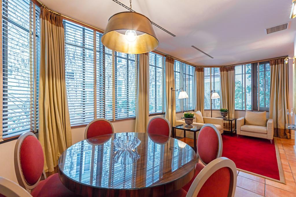 Relais&Châteaux Stikliai Hotel VNO Extérieur photo A suite at the Mandarin Oriental, Munich